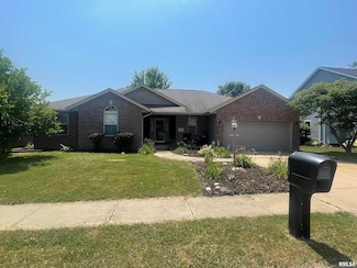 1260 Glenwood Ave, Metamora, IL 61548