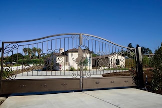 239 Futurity Ln, Fallbrook, CA 92028