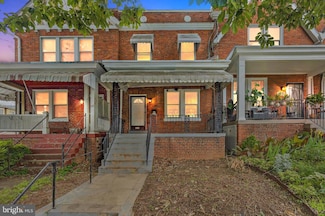 133 Longfellow St NW, Washington, DC 20011