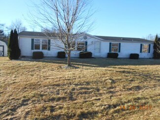 16748 Rebecca Ct, Moores Hill, IN 47032