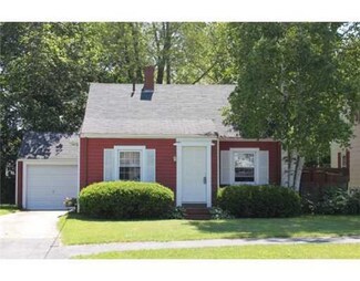 126 Read St, Portland, ME 04103