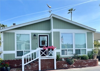 294 Mayflower Dr, Newport Beach, CA 92660