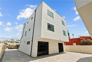 13944 Vanowen St, Los Angeles, CA 91405