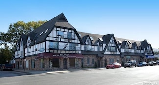 1421 Broadway Unit 211R, Hewlett, NY 11557