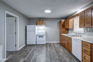 175 Scenic Apartment Rd Unit 4, Unicoi, TN 37692