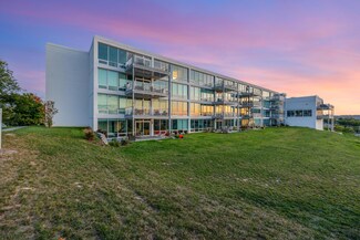 120 Main St Unit 402, Newport, KY 41071