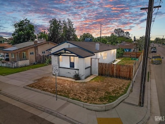 329 F St, Bakersfield, CA 93304