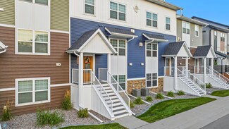 5837 41st St S, Fargo, ND 58104