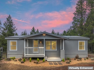 16076 Blackfeather Ln, La Pine, OR 97739