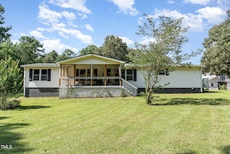 1584 Barefoot Rd Unit A, Newton Grove, NC 28366