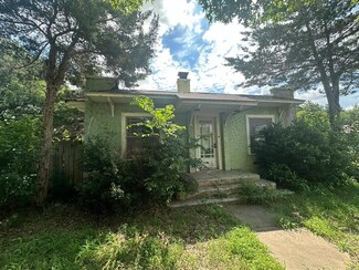 600 N 7th St, Tonkawa, OK 74653
