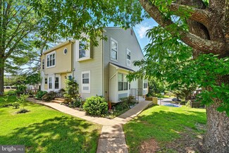 386 Falmouth St, Warrenton, VA 20186