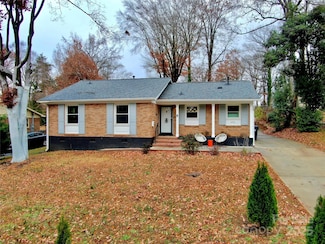 1521 Lanewood Place, Charlotte, NC 28208