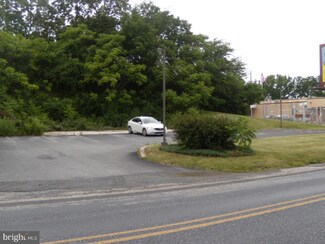 806 Mountain Home Rd, Sinking Spring, PA 19608
