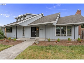 2012 Haworth Ave, Newberg, OR 97132