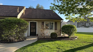 4227 Eastcastle Ct SE Unit 20, Grand Rapids, MI 49508