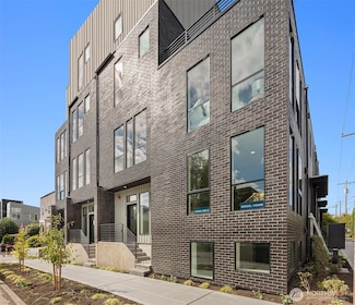 1022 E John St, Seattle, WA 98102