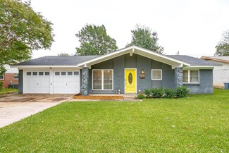 309 Yorkshire Dr, Euless, TX 76040
