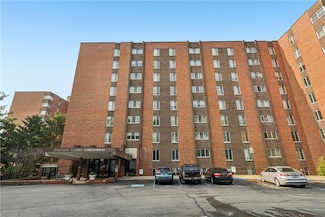 5 Bayard Rd Unit 102, Pittsburgh, PA 15213