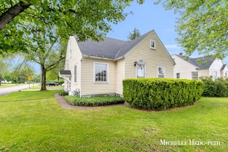 6620 Division St, Grand Rapids, MI 49548