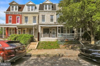 912 Pear St, Reading, PA 19601