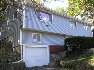 434 Lynnfield St, Lynn, MA 01904