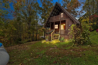 178 Sleepy Hollow Rd, Wellington, KY 40387