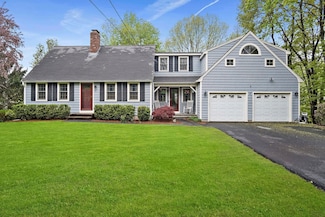 23 Chamberlain Rd, Westford, MA 01886