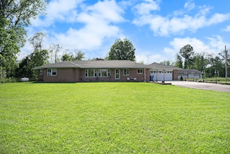 956 29 1 2 Mile Rd, Albion, MI 49224