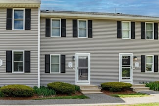 51 Olde Colonial Dr Unit 3, Gardner, MA 01440