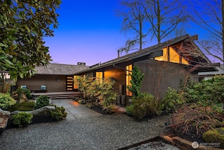2004 128th Ave SE, Bellevue, WA 98005
