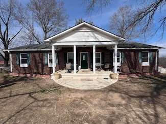4117 County Road 2600, Willow Springs, MO 65793