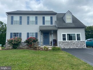 3741 Kimberly Ln, Dover, PA 17315