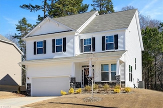 800 Heartpine Dr, Mebane, NC 27302