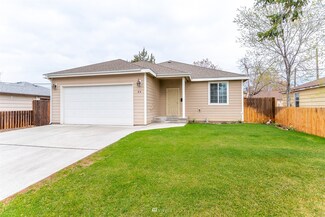 64 G St SE, Ephrata, WA 98823