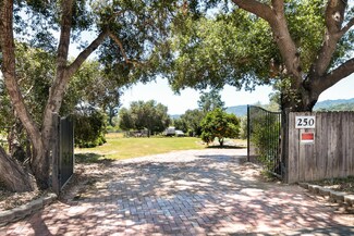 250 Verde Oak Dr, Oak View, CA 93022
