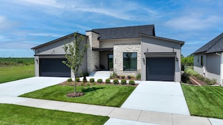 2307 N Sandpiper St, Wichita, KS 67230