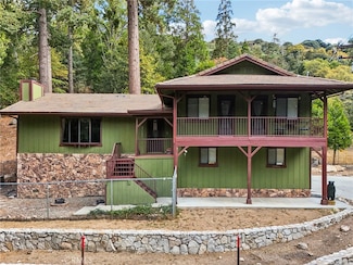 25089 Moon Dr, Valley of Enchantment, CA 92325