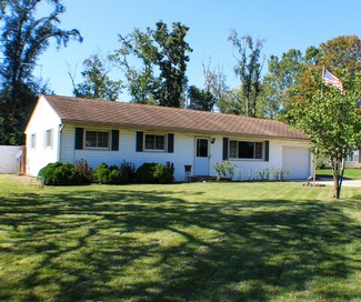 946 Ruth Ln, Niles, MI 49120