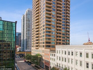 200 N Jefferson St Unit 1903, Chicago, IL 60661