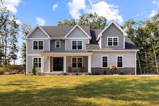 16 Twin Valley Rd, East Lyme, CT 06333