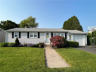 120 Vallette St, Cranston, RI 02920
