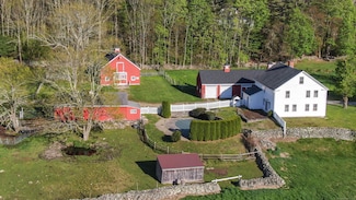 246 Heritage Rd, Putnam, CT 06260