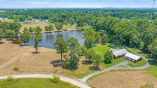 321 Rainbow Ave N, Rainsville, AL 35986