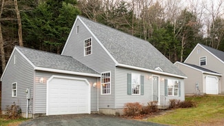 103 Dawn Dr, Hartford, VT 05001