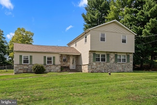 124 Cameron Dr, Churchville, PA 18966