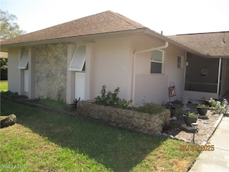 257 Briar Ct, Lehigh Acres, FL 33936