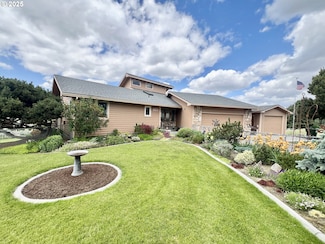33981 Hilltop Dr, Hermiston, OR 97838