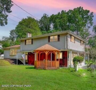 984 Forest Dr, Stroudsburg, PA 18360