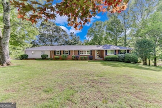 5771 Athens St, Lula, GA 30554
